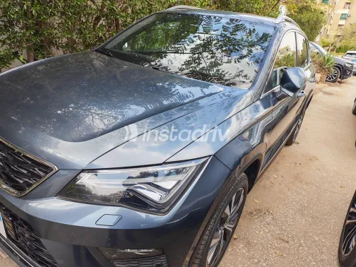 سيات اتيكا 2020 أبيض مستعملة للبيع - 9