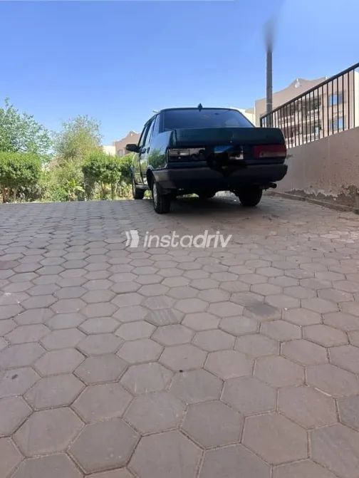 فيات دوجان 1995 أخضر مستعملة للبيع - 1