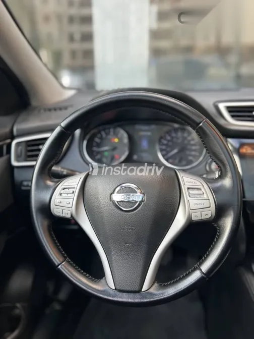 Nissan Qashqai 2017 Black Used for Sale - 7