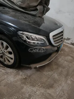 Mercedes C 180 2019 White Used for Sale
