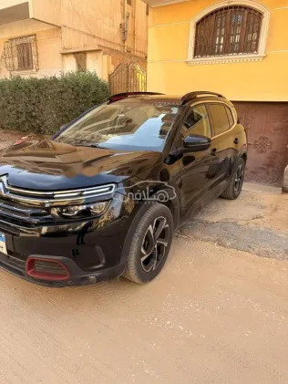 سيتروين C5 اير كروس 2022 أسود مستعملة للبيع