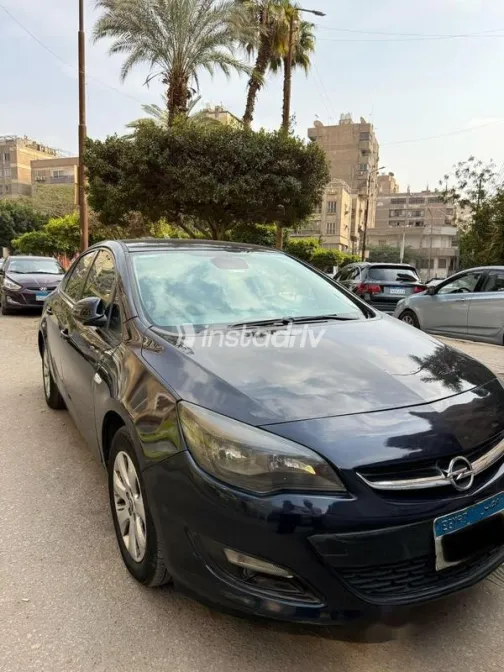Opel Astra 2018 White Used for Sale - 2