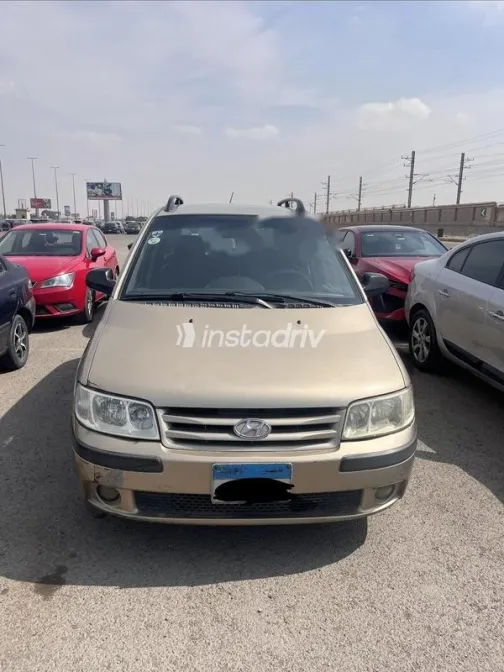 هيونداي ماتريكس 2006 ذهبي مستعملة للبيع - 1