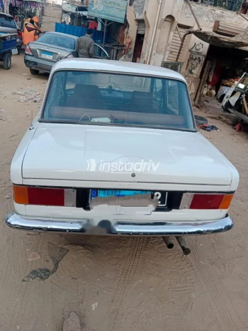 سيات 124 1979 أبيض مستعملة للبيع - 3