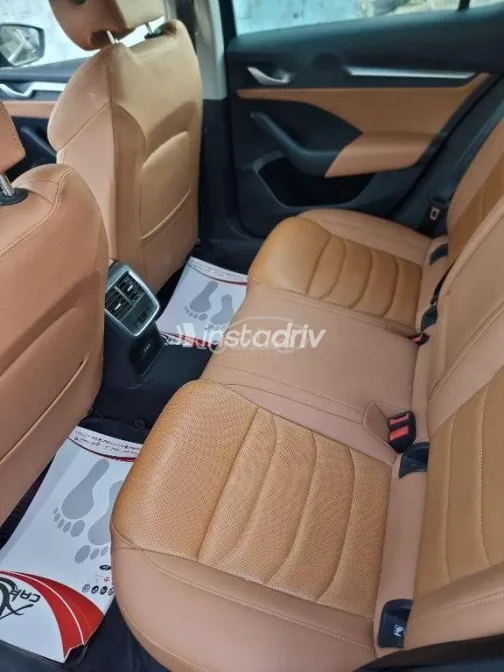 سكودا اوكتافيا 2025 أسود مستعملة للبيع - 5