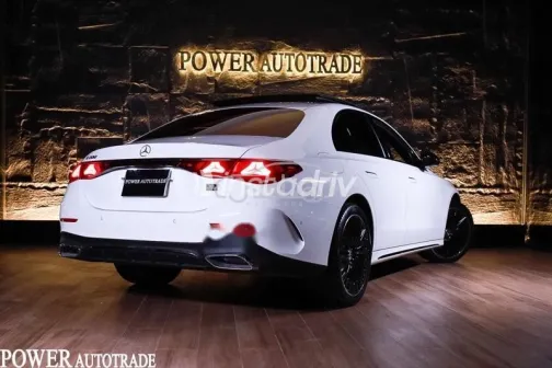 مرسيدس E 200 2026 أبيض مستعملة للبيع - 4