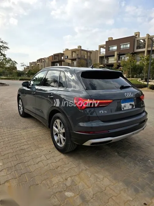 اودي Q3 2021 رمادي مستعملة للبيع - 5