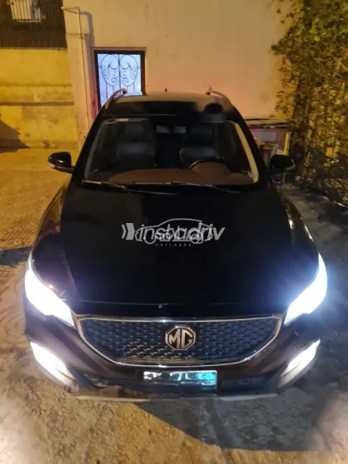 MG ZS 2021 White Used for Sale - 1