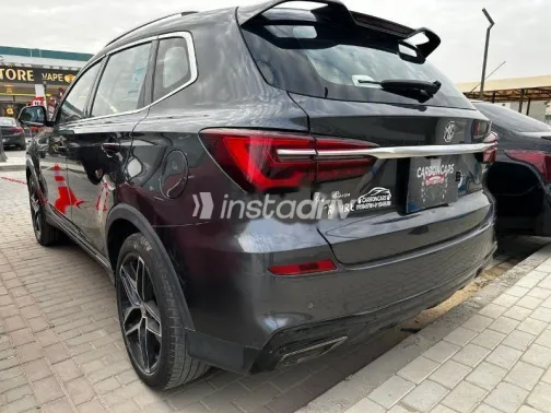 ام جى ار اكس 5 2023 رمادي مستعملة للبيع - 3