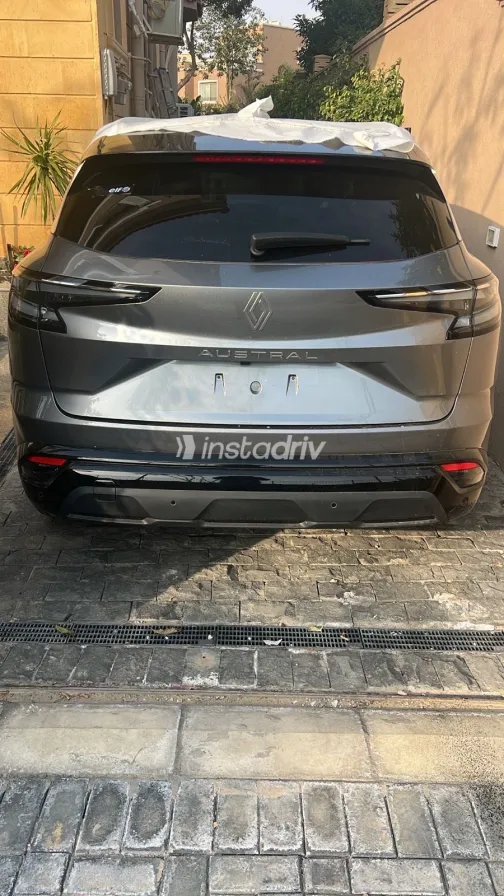 Renault Austral 2026 White Used for Sale - 2