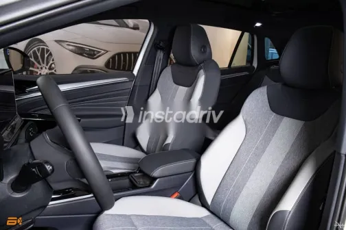 فولكس فاغن اي دي 4 2025 أبيض جديدة للبيع - 6