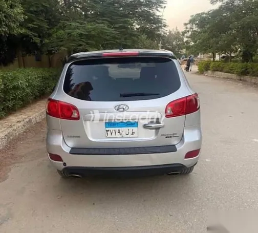 Hyundai Santamo 2009 Silver Used for Sale - 1