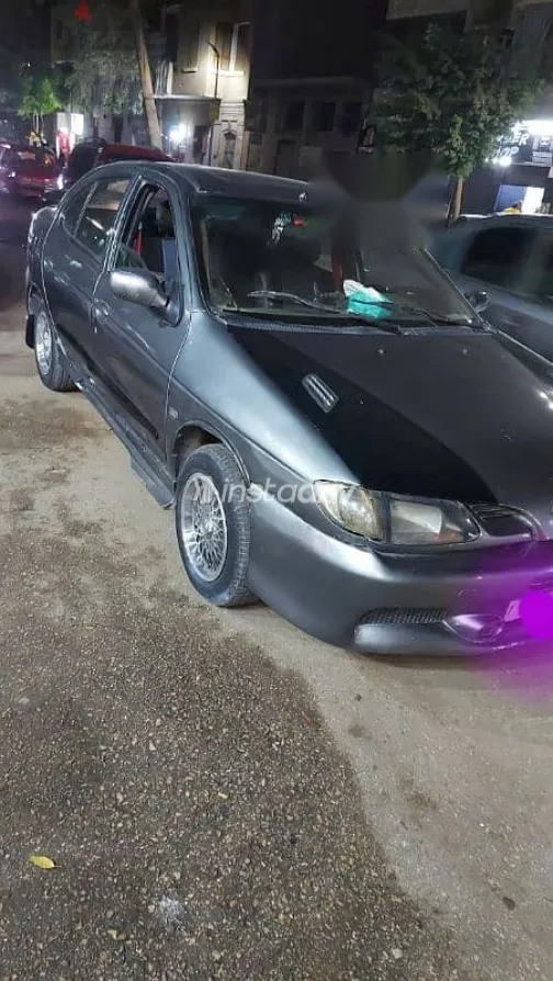 رينو ميجان 1999 رمادي مستعملة للبيع - 4