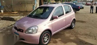 تويوتا ايكو 2000 أبيض مستعملة للبيع