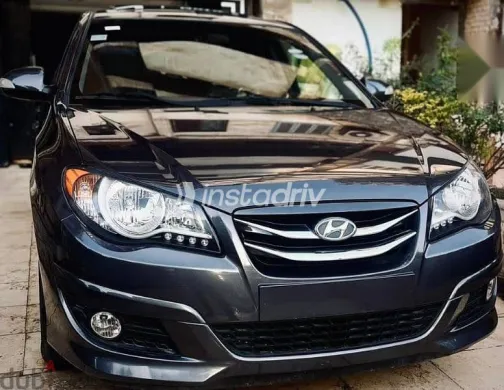 هيونداي إلنترا 2023 رمادي مستعملة للبيع - 2