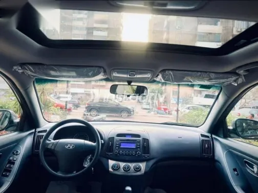 هيونداي إلنترا 2023 رمادي مستعملة للبيع - 3