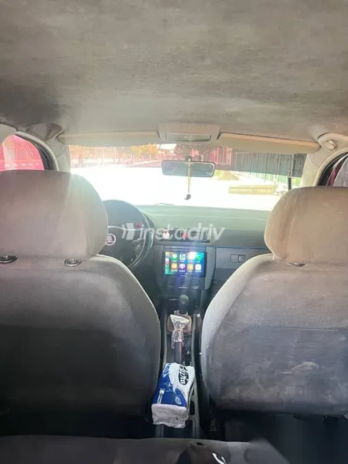 سكودا فابيا 2003 أبيض مستعملة للبيع - 6