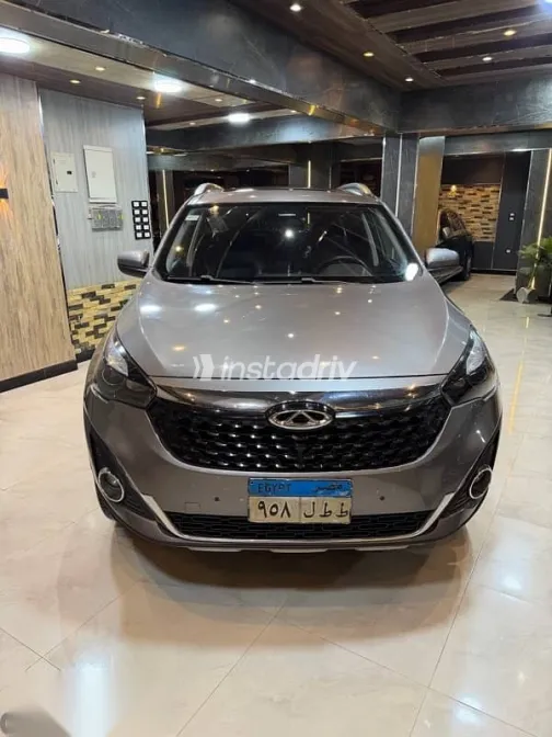 شيرى تيجو 2022 رمادي مستعملة للبيع - 1