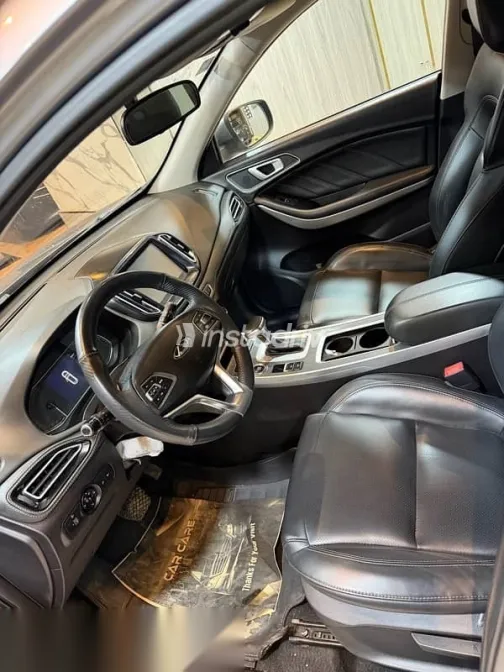 شيرى تيجو 2022 رمادي مستعملة للبيع - 7