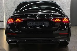 مرسيدس E 200 2026 أسود جديدة للبيع