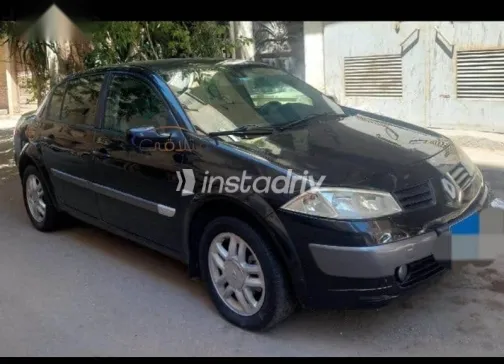 رينو ميجان 2005 أسود مستعملة للبيع - 2