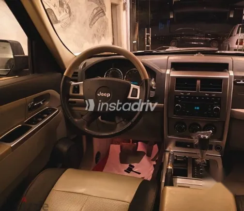 Jeep Cherokee 2008 Gold Used for Sale - 7