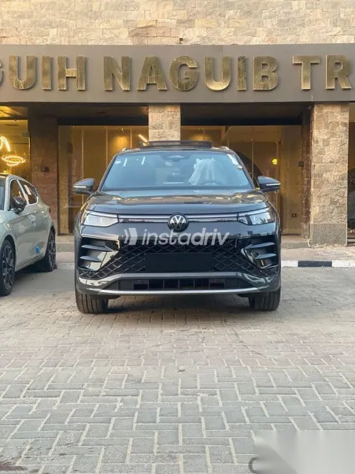 فولكس فاغن تيجون 2026 رمادي جديدة للبيع - 1