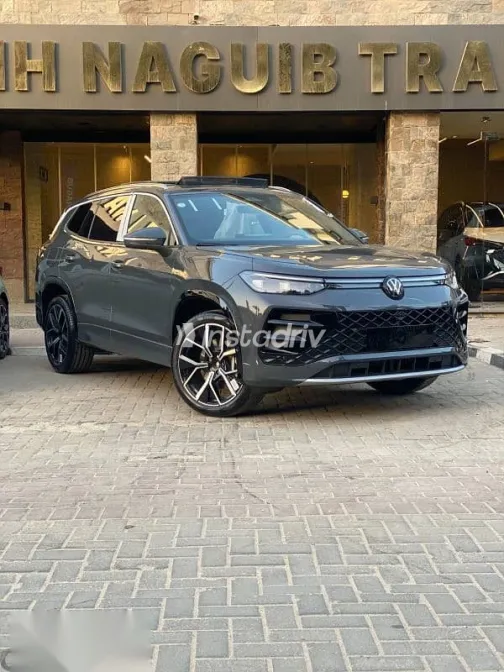 فولكس فاغن تيجون 2026 رمادي جديدة للبيع - 3