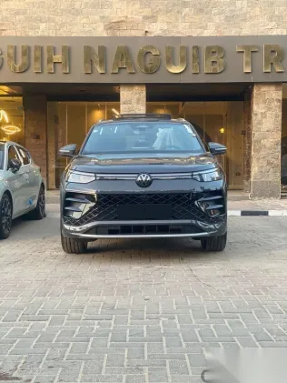 فولكس فاغن تيجون 2026 رمادي جديدة للبيع