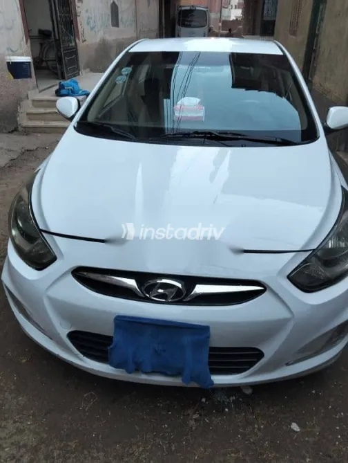 Hyundai Accent 2015 White Used for Sale - 7