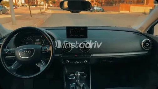 اودي A3 2015 أسود مستعملة للبيع - 4