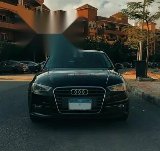 اودي A3 2015 أسود مستعملة للبيع