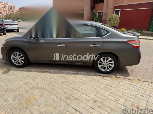 نيسان سنترا 2017 رمادي مستعملة للبيع - 8