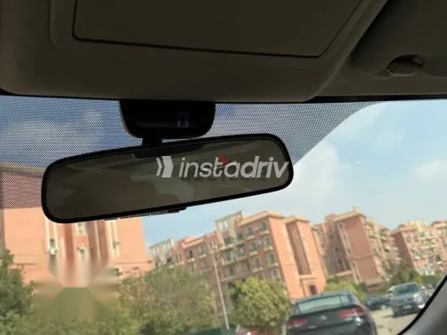 نيسان سنترا 2017 رمادي مستعملة للبيع - 9