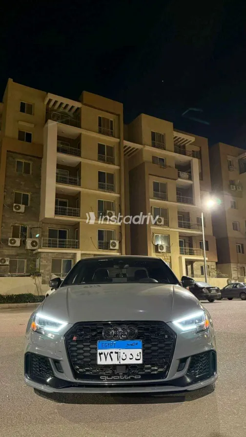 اودي RS3 2020 فضي مستعملة للبيع - 3