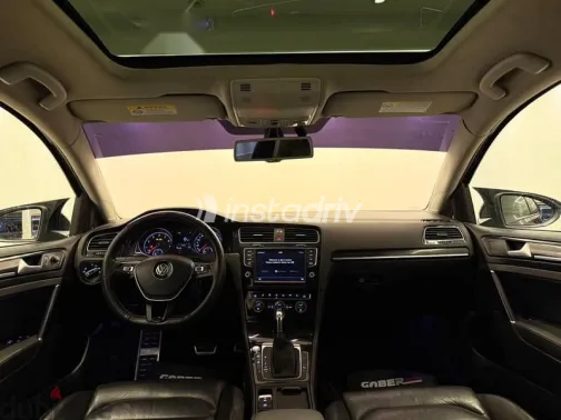 فولكس فاغن جولف 7 2014 أزرق غامق مستعملة للبيع - 7