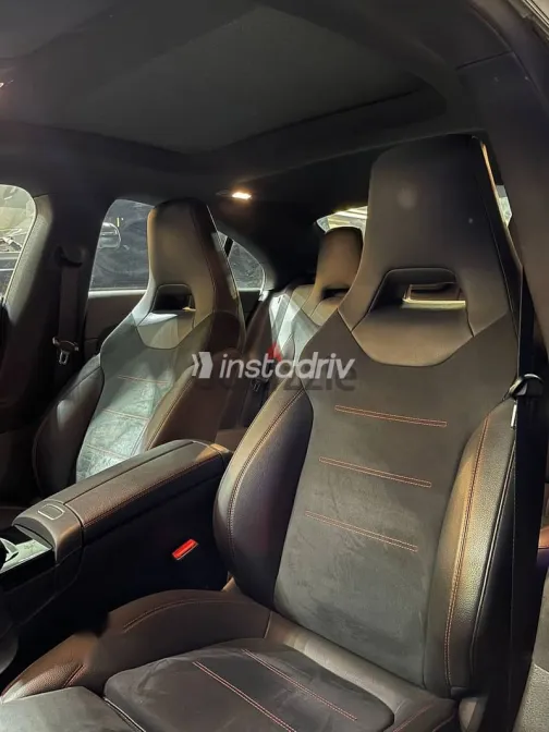 مرسيدس CLA 200 2023 أسود مستعملة للبيع - 8