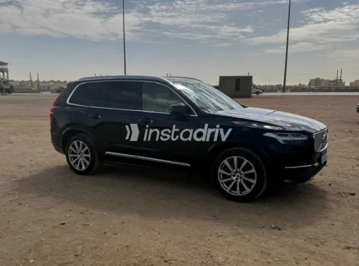 فولفو XC90 2019 أبيض مستعملة للبيع - 2