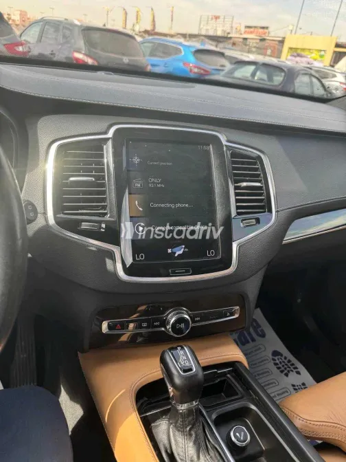 فولفو XC90 2019 أبيض مستعملة للبيع - 6