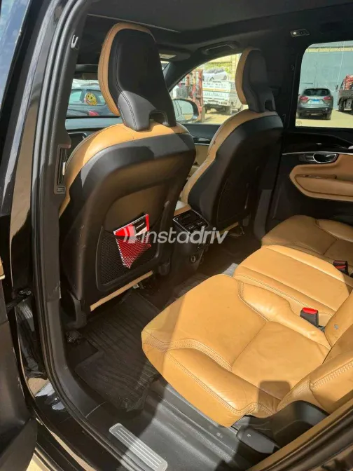 فولفو XC90 2019 أبيض مستعملة للبيع - 9