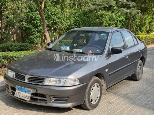 ميتسوبيشي لانسر كرستالة 1997 فضي مستعملة للبيع - 2