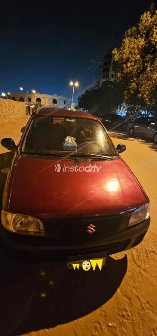 سوزوكى التو 2013 أحمر غامق مستعملة للبيع - 1