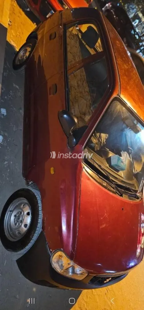 سوزوكى التو 2013 أحمر غامق مستعملة للبيع - 4