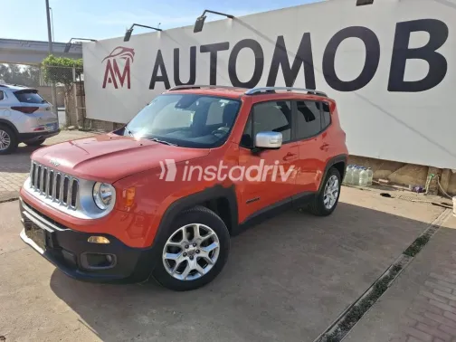 جيب رينيجيد 2017 برتقالي مستعملة للبيع - 3