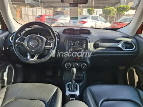 جيب رينيجيد 2017 برتقالي مستعملة للبيع - 4