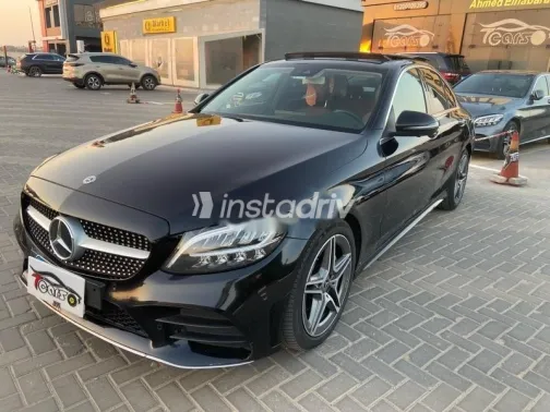 مرسيدس C 200 2019 أسود مستعملة للبيع - 2