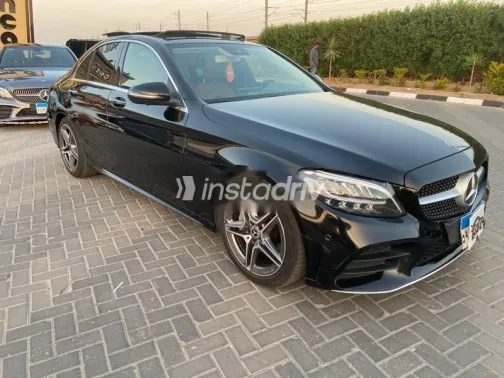 مرسيدس C 200 2019 أسود مستعملة للبيع - 3