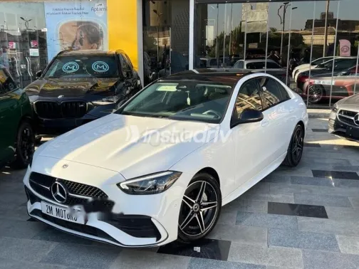 مرسيدس C 200 2023 أبيض مستعملة للبيع - 1