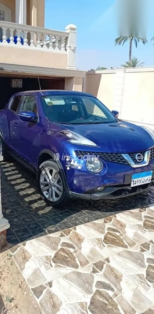 نيسان جوك 2016 أزرق غامق مستعملة للبيع - 1