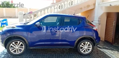 نيسان جوك 2016 أزرق غامق مستعملة للبيع - 2